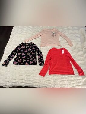 Old Navy 3-Pack Long Sleeve T-shirts - Pink, Black, Red - Girls Medium (8)